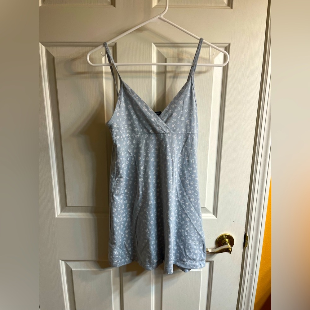 BRANDY MELVILLE AMARA DRESS!!